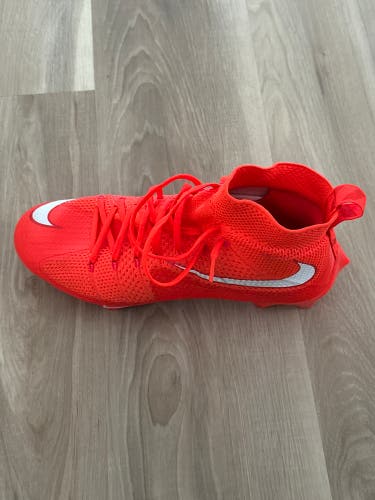 Red Men's Size M 11.0 (W 12.0) Adult Nike Vapor Untouchable Pro Mid Top (Used)