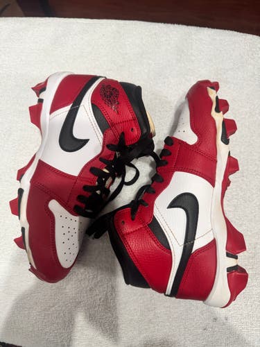 Red Kid's 5Y (Big Kids / Youth) Youth Air Jordan High Top Molded Cleats (Used)