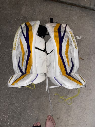 33 +1.5" Senior Bauer Supreme TotalOne Goalie Leg Pads (Used)