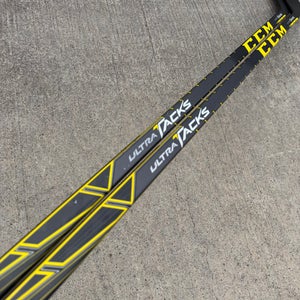 2 pack CCM Ultra Tacks Pro Stock Hockey Stick 90 Flex Left P90M Curve 8083