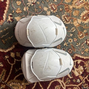 Large Adult Nike vapor select Arm Pads (Used)
