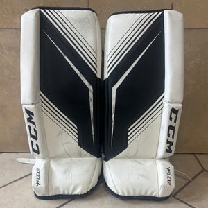22" CCM YTFlex 2 Goalie Leg Pads (Used)