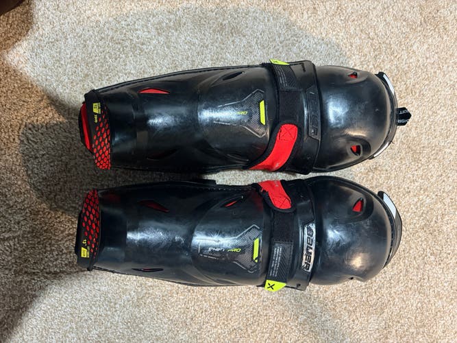 Intermediate Bauer Shift Pro 13" Shin Pads (Used)