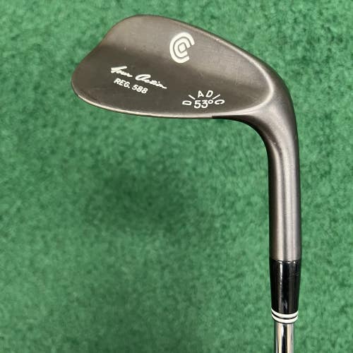 Cleveland Tour Action Reg. 588 Black Gunmetal 53 Gap Wedge MRH Steel Shaft