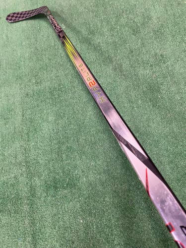 Bauer Vapor Hyperlite 2 Hockey Stick | Left Hand P92 65 Flex