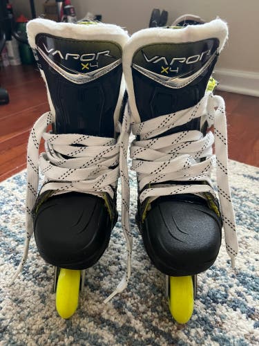 Bauer Vapor X4 Inline Skates Regular Width Size 5 (Used)