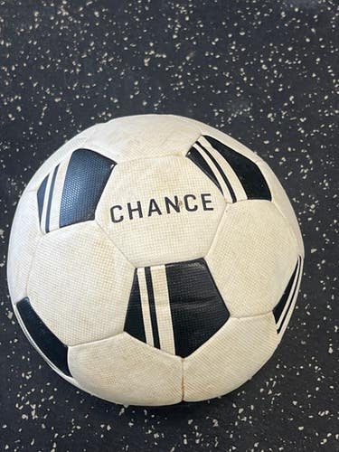Used CHANCE All Size Soccer Ball White 4 11849-S000035310