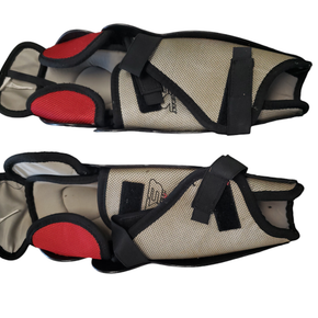 Used Easton YOUTH IDEAL FIT SHIN GUARDS Youth Shin Guards Black 11" 11849-S000020111