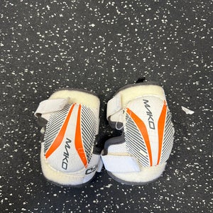 Used Easton MAKO Junior Elbow Pads MD 11849-S000026857