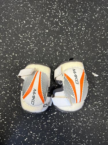 Used Easton MAKO Junior Elbow Pads MD 11849-S000026857