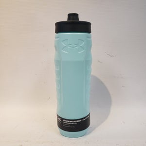 New UA 32oz Sideline Squeeze 11849-UNDUA70090BREEZE
