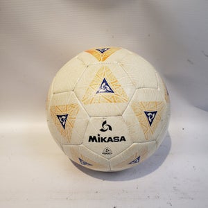 Used Mikasa DELUXE CUSHIONED SOCCER BALL 4 Soccer Balls 11849-S000014820