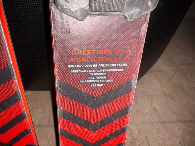 Volkl Racetiger GS 144 cm Racing Skis Without Bindings (Used)