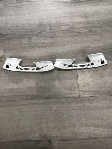 CCM SB XS 255 mm (New) NO STEEL