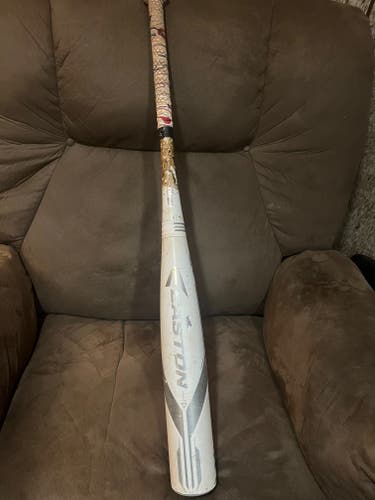 Easton Ghost X Whiteout USSSA Certified Bat (-5) 26 oz 31" (Used)