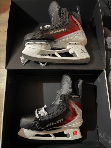 Custom Red 2025 Bauer Vapor Flylite Hockey Skates Regular Width 9 (New) FLY TI blade included