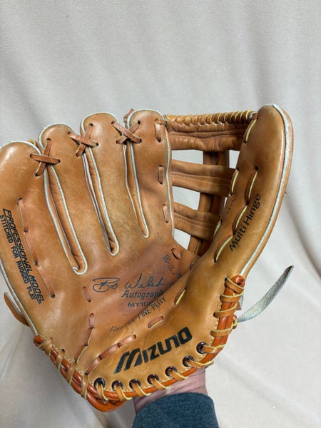 Outfield LH Mizuno Professional Model Lite Flex Baseball Glove (Used)