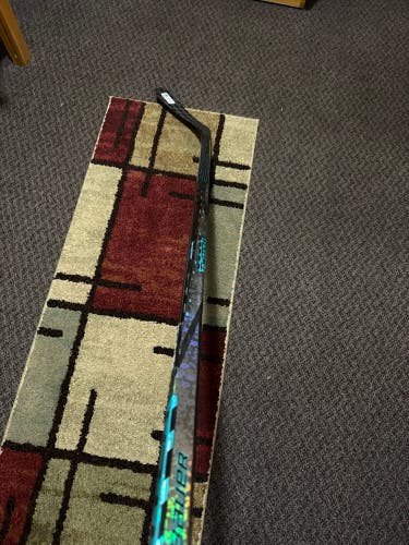 Senior Bauer Twitch Left Hand Hockey Stick P92 87 Flex (New)