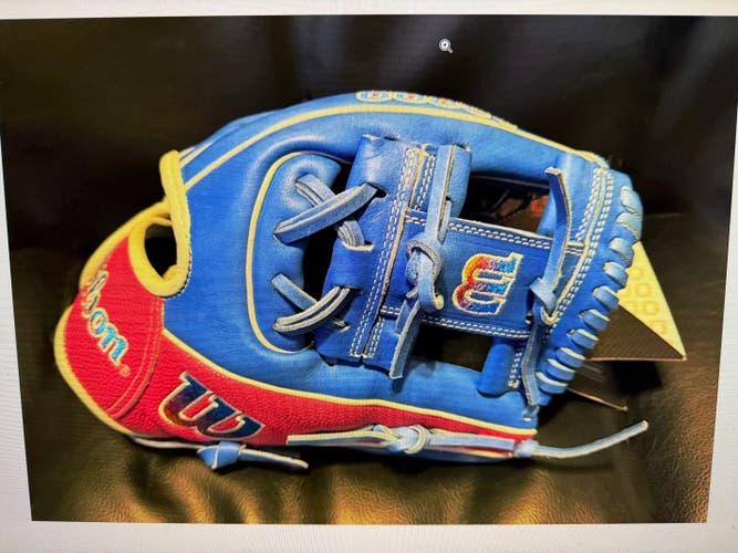 Wilson A2000 11.5", DP15 Infield Baseball Glove, Pedroia Fit - Autism Awareness