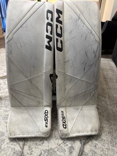 34" CCM Axis 2.9 Goalie Leg Pads (Used)