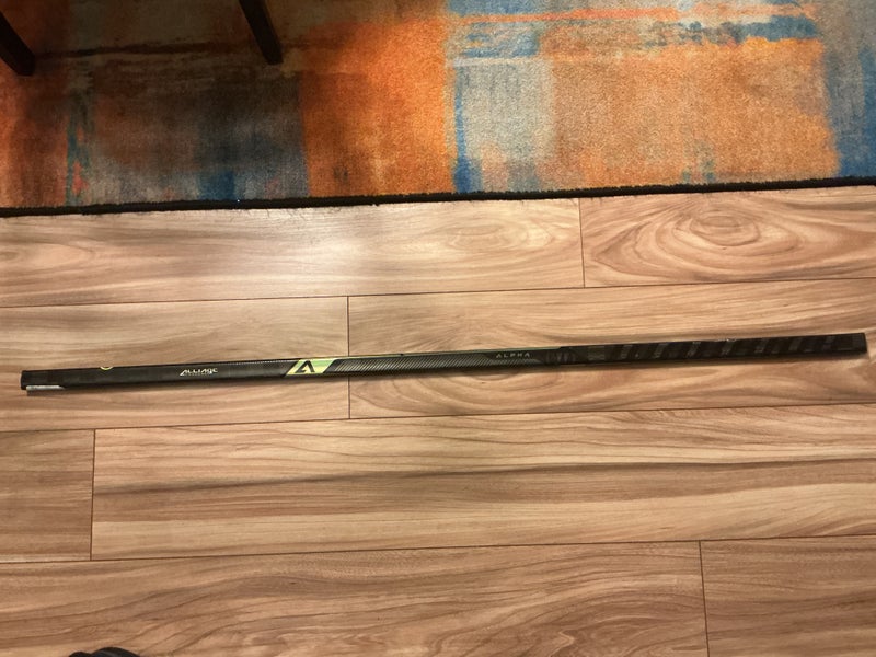 Warrior Alpha LX 3 Pro Shaft Senior (Used)