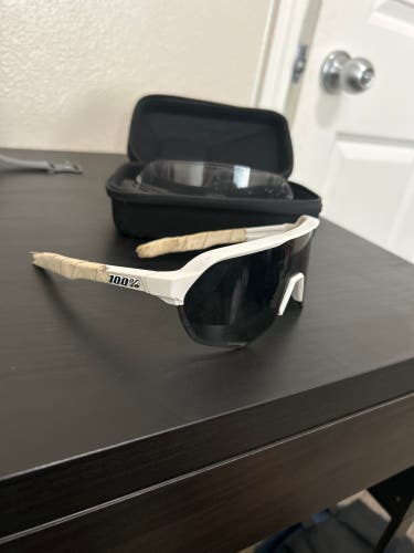 100% Sunglasses (Used)
