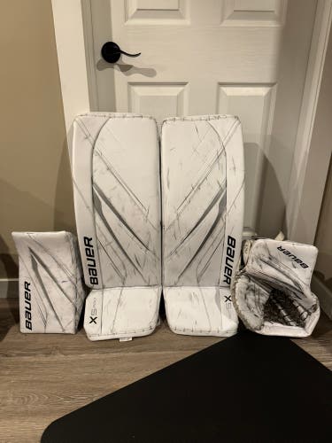 34" 2022 Bauer Vapor X5 Pro Regular Goalie Full Set (Used)
