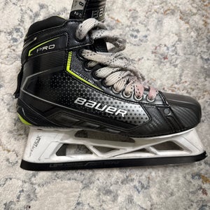 Bauer Pro Hockey Goalie Skates 8 (Used)
