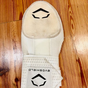 White Senior EvoShield Sliding Mitt (Used)