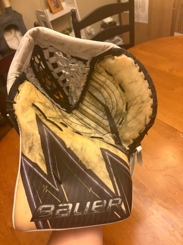 2024 Bauer Vapor Hyperlite 2 Regular Pro Stock (Used)