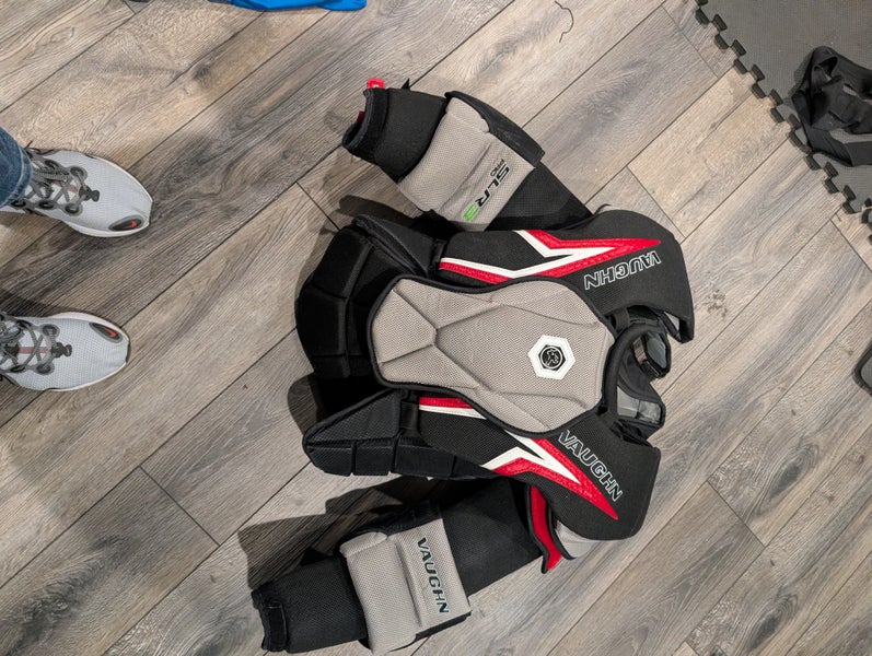 XL 2025 Vaughn SLR3 Goalie Chest Protector Pro Stock (Used)