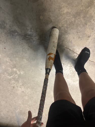 2022 DeMarini CF Composite USSSA Certified Bat (-8) 23 oz 30" (Used)