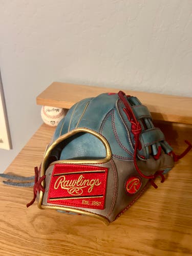 Rawlings Heart of the Hide RH Outfield Baseball Glove 12.75" (Used)