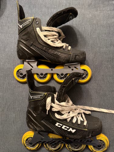 CCM Super Tacks 9350 Inline Skates Regular Width Size 5 (Used)