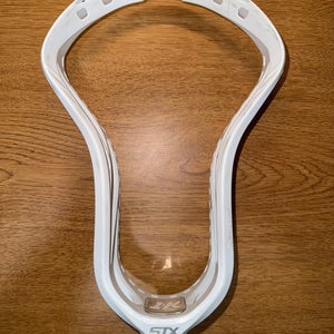 STX Stallion 1K Unstrung Head (Used)