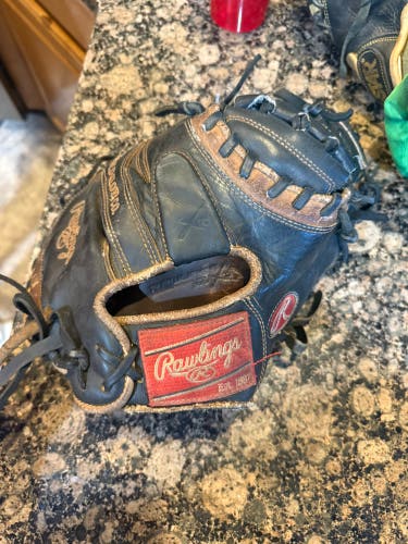 Rawlings Heart of the Hide RH Catcher's Baseball Glove 33" (Used)