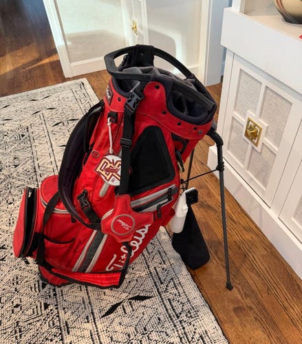 Titleist Hybrid 14 Bag (Used)