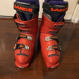 Mondo 30 & up Women's Lange Ski Boots (New) size 6 US
