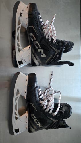 Black 2025 CCM Tacks XF 652 Pro Hockey Skates Regular Width 10.5 (Used)