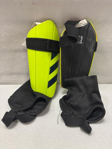 Used Adidas Soccer Shin Guards Youth Yellow MD 11490-S000268753