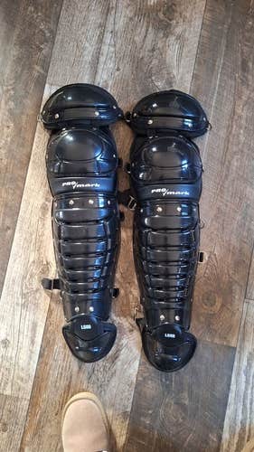 Easton Catcher's Leg Guard (New)