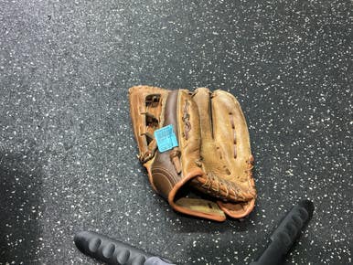 Used Regent 03341 BB/SB Glove RH Throw Brown 10" 10743-S000478330
