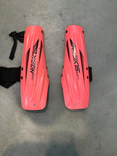 Pink carbon slytech arm guards. WC used.