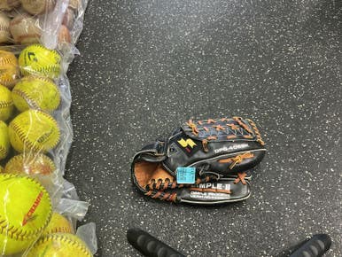 Used SSK DIMPLE-II BB/SB Glove RH Throw Black 10 1/2" 10743-S000472512