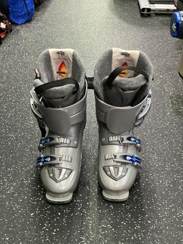 Used NORDICA Womens DH Ski Boot Grey 260 MP - M08 - W09 10743-S000472613