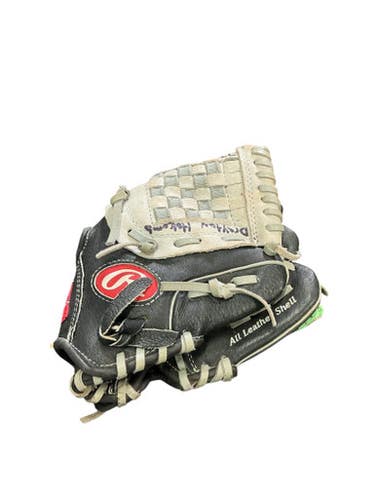 Rawlings Used Black Right Hand Throw 9.5" Baseball Glove