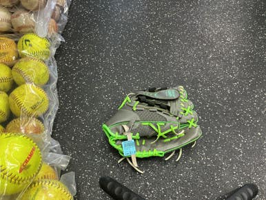 Franklin (Used) Gray Right Hand Throw 10" Baseball Glove