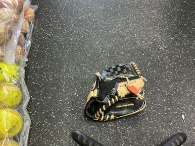 Adidas (Used) Right Hand Throw 10" Baseball Glove