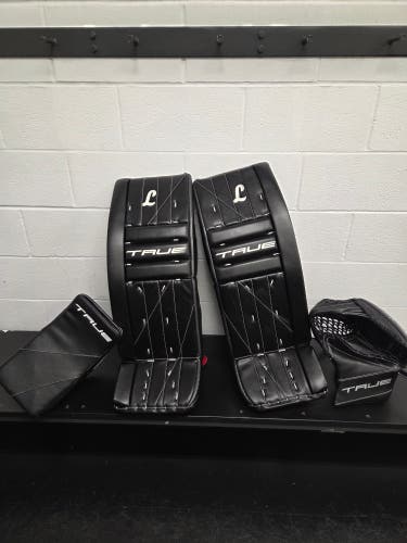 33" 2025 True L95 7x Regular Goalie Full Set Pro Stock (Used)