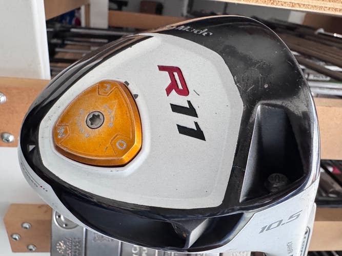 TaylorMade r11 10.5* Driver with Aldila RIP 60 Stiff Flex 1805